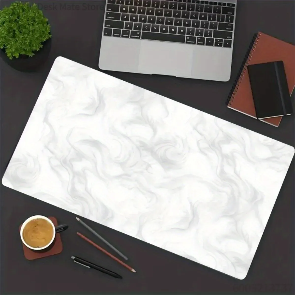 Mouse Pad de Borracha Moderno  - Desk Setup Laptop And Pc avaliação e preço